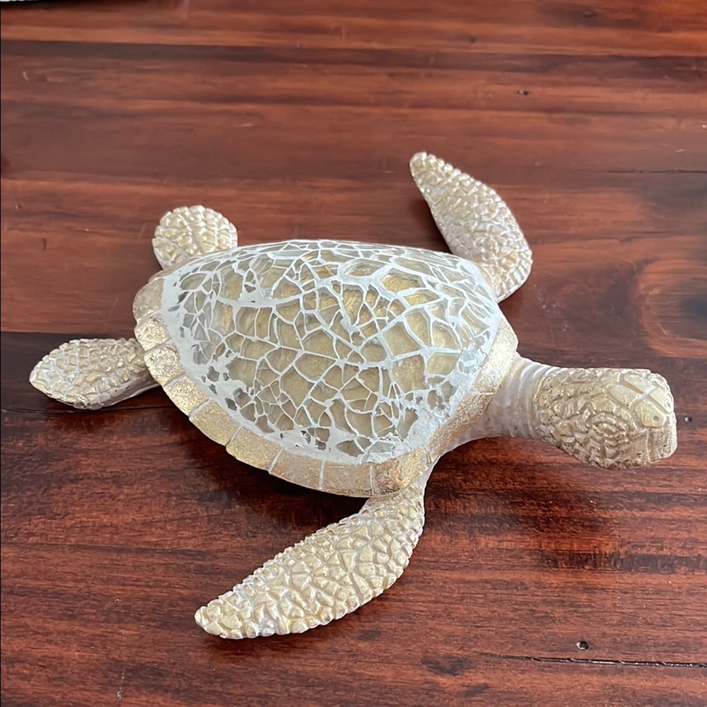 NWT Elegant Gold and Cream Sea Turtle Figurine - Picture 3 of 10